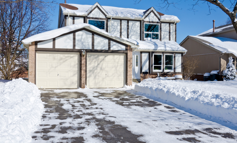 Snow removal in Barrie